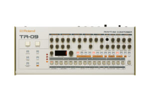 Roland TR-09